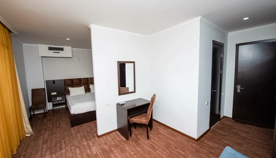 هتل شاین پالاس تفلیس